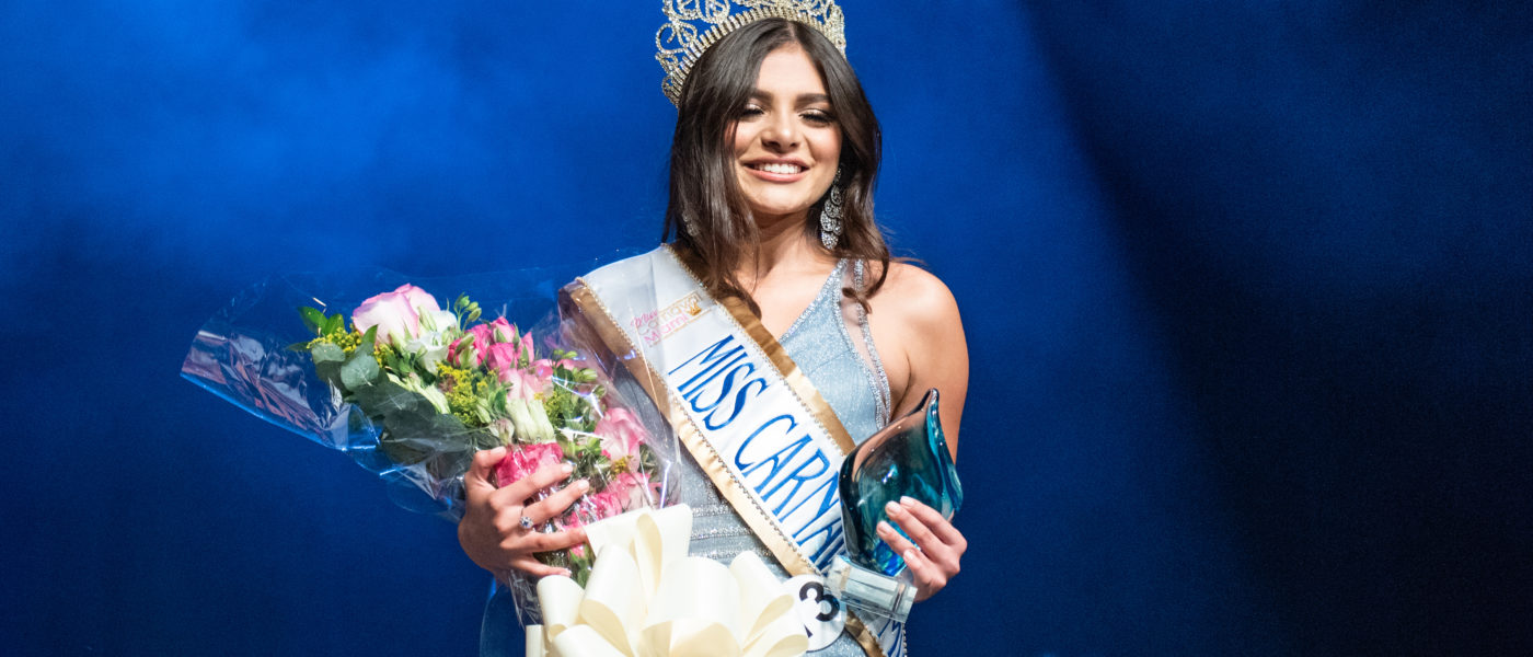 El Club Kiwanis de la Pequeña Habana elige a Valeria Uzcategui como Miss Carnaval Miami 2020