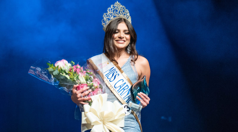 El Club Kiwanis de la Pequeña Habana elige a Valeria Uzcategui como Miss Carnaval Miami 2020