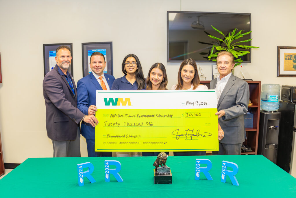 WM joins with the City of Doral to award $20,000 in scholarships