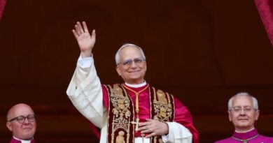 ¡Habemus Papam! El cardenal Robert Francis Prevost es elegido como el Papa León XIV, el primer pontífice estadounidense de la historia