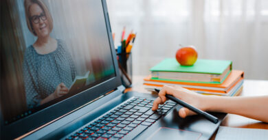 El impacto de la educación virtual en la empleabilidad: perspectivas desde Estados Unidos y Latinoamérica El impacto de la educación virtual en la empleabilidad: perspectivas desde Estados Unidos y Latinoamérica